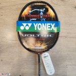 راکت بدمینتون فایبرگلاس یونکس YONEX CARBONEX 21 SP