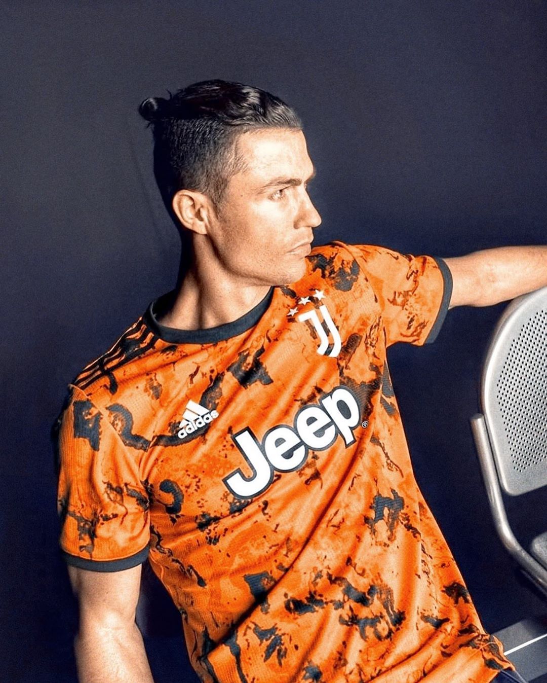 خرید لباس سوم یوونتوس 2021 (4)