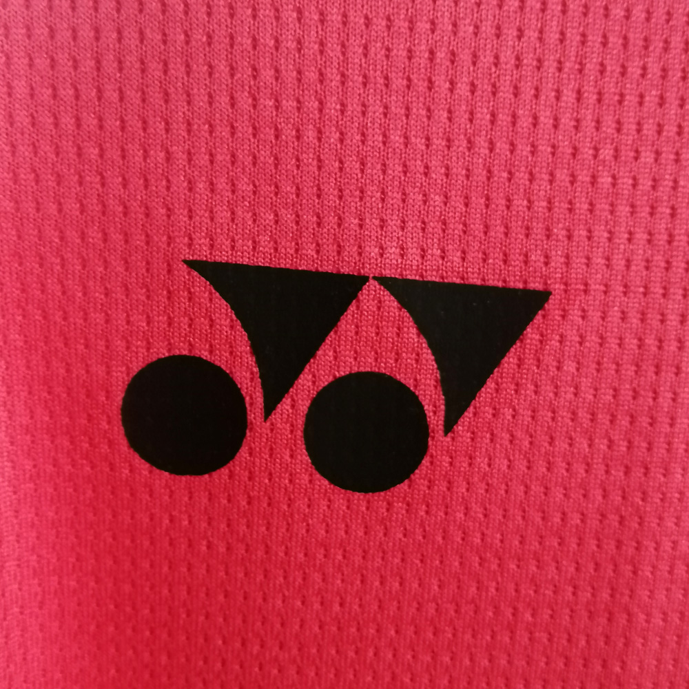 تیشرت ورزشی مردانه زنانه یقه دار یونکس Yonex سرخابی کد 25 - تصویر 2